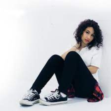 Vincenzo Caracciolo's daughter, Alessia Cara has a net worth of $850,000.